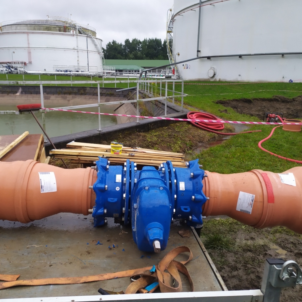 Instalace dělících šoupat mezi požární nádrže Sedlnice