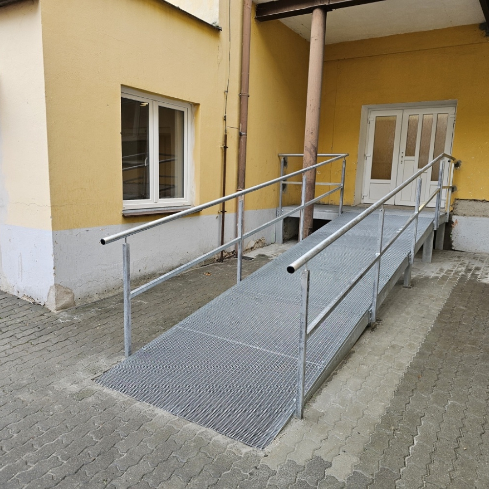 Oprava rampy pro imobilní