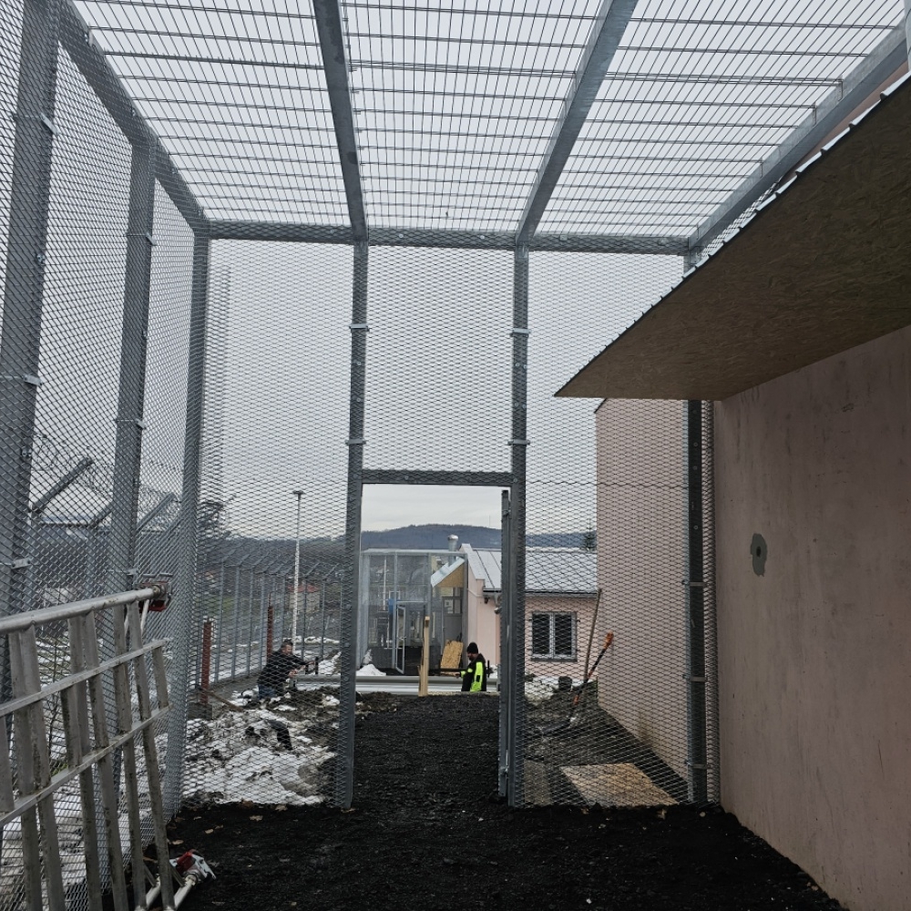 ZZC Vyšní Lhoty – Zřízení vycházkových prostor u ubytovacích objektů č. 04 a 05